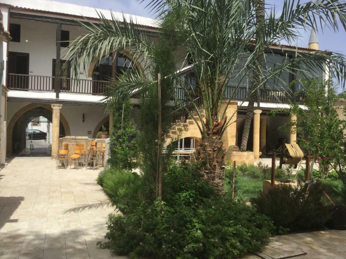 Aphrodite Beachfront Apartment Ghaziveran Bagian luar foto